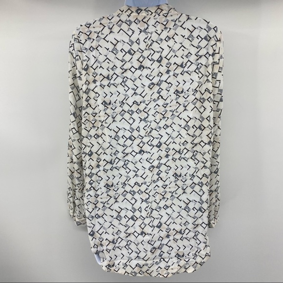 Olivaceous Semi-transparent Long Sleeve Tunic Blouse Size Medium NWOT - Picture 4 of 8